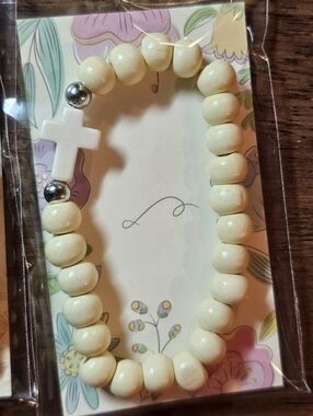 Cream Wood Beaded Bracelet with Cross Accent